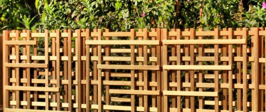 Willekeurige samenstelling van vier 3D Design Tuinschermen, de voorzijde en ...